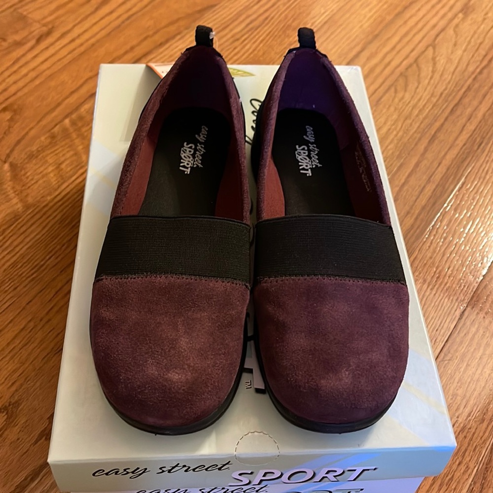 Ultra light easy street sport leather upper